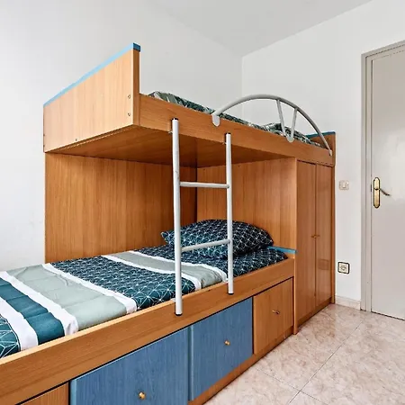 Fuer 8 Personen Ca 105 Qm In Empuriabrava, Costa Brava Golf De Roses * Empuriabrava