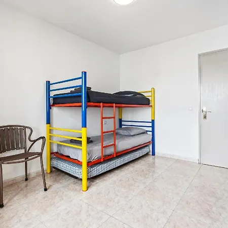 Fuer 8 Personen Ca 105 Qm In Empuriabrava, Costa Brava Golf De Roses